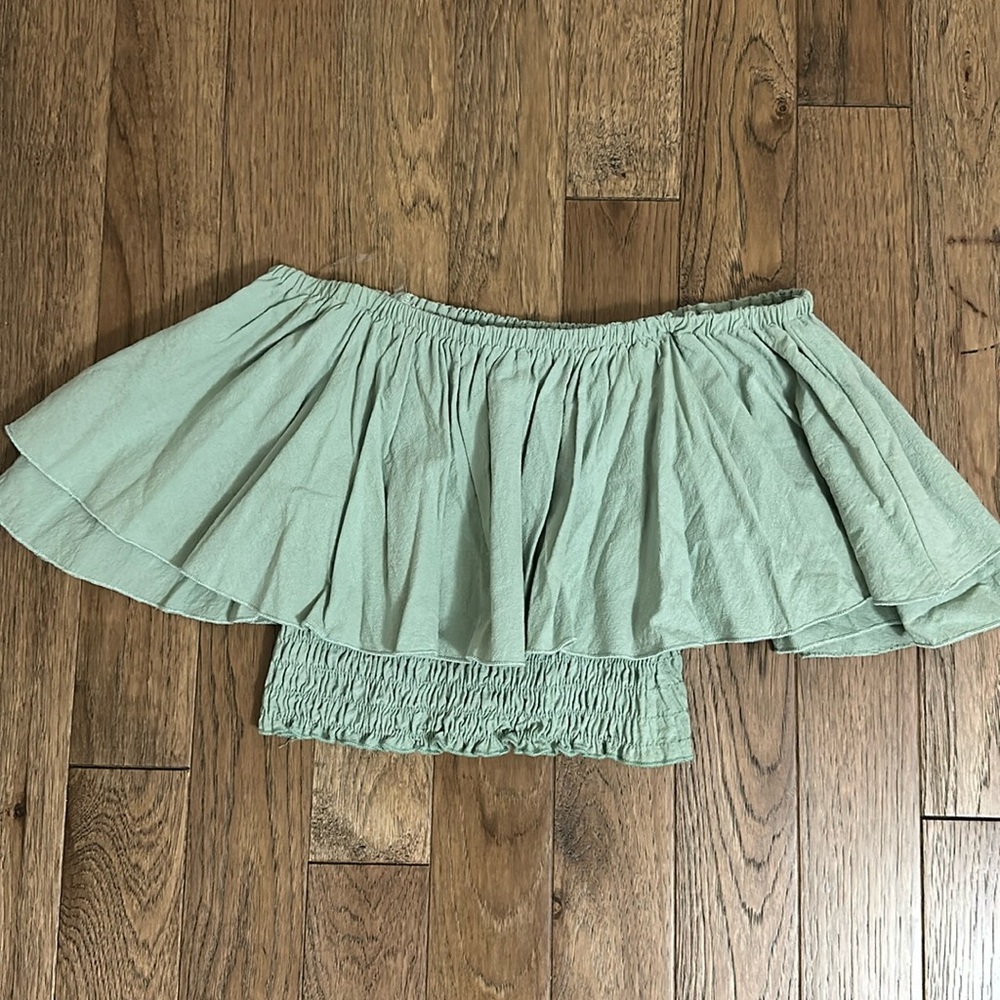 Pastel Green Crop Flowy Top